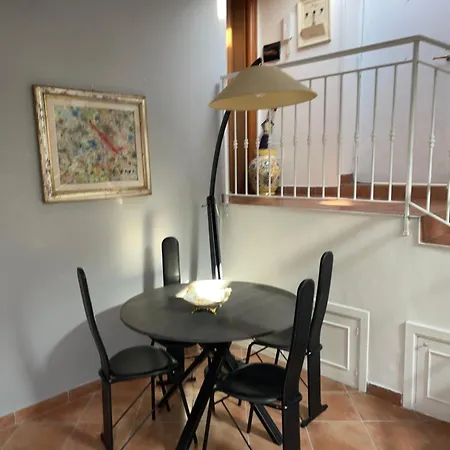 Alessio's House شقة نابولي