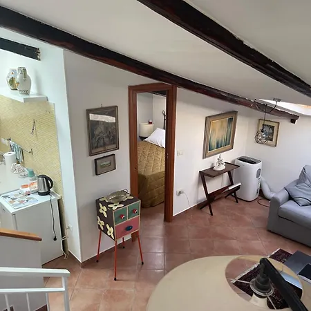 Alessio's House شقة نابولي