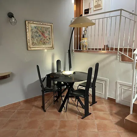 Apartament Alessio's House Neapol