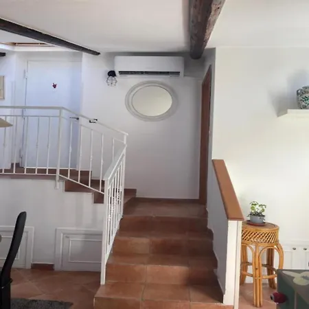 Διαμέρισμα Alessios House By Napoliapartments
