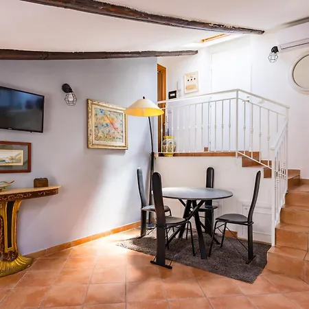 Alessios House By Napoliapartments