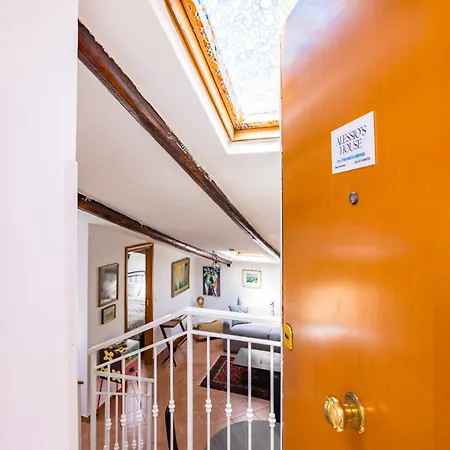 Alessios House By Napoliapartments