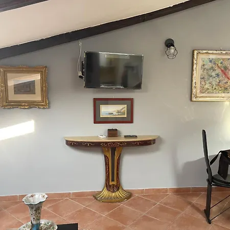 Alessio's House דירה *